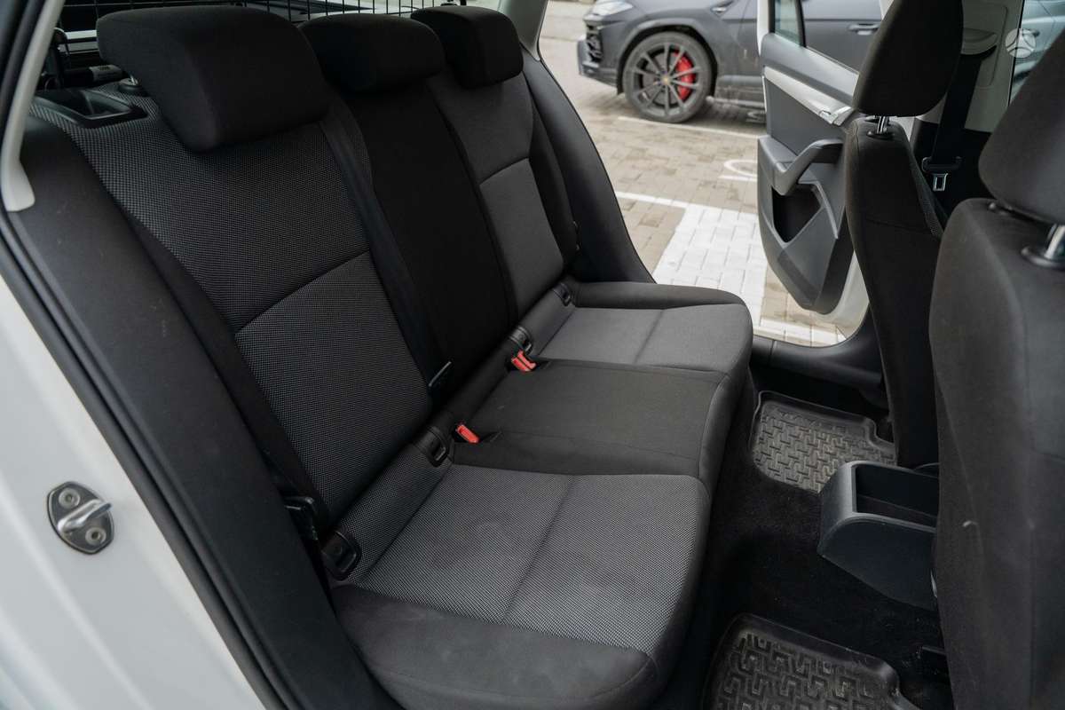 Skoda Octavia 2015 — photo 16