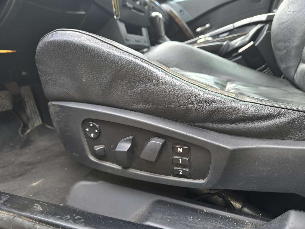 BMW 530 2005 — photo 10