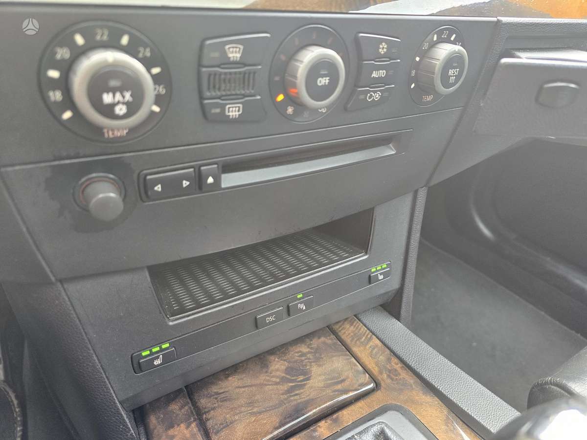 BMW 530 2005 — photo 19