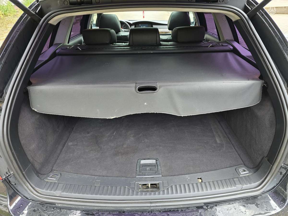 BMW 530 2005 — photo 21