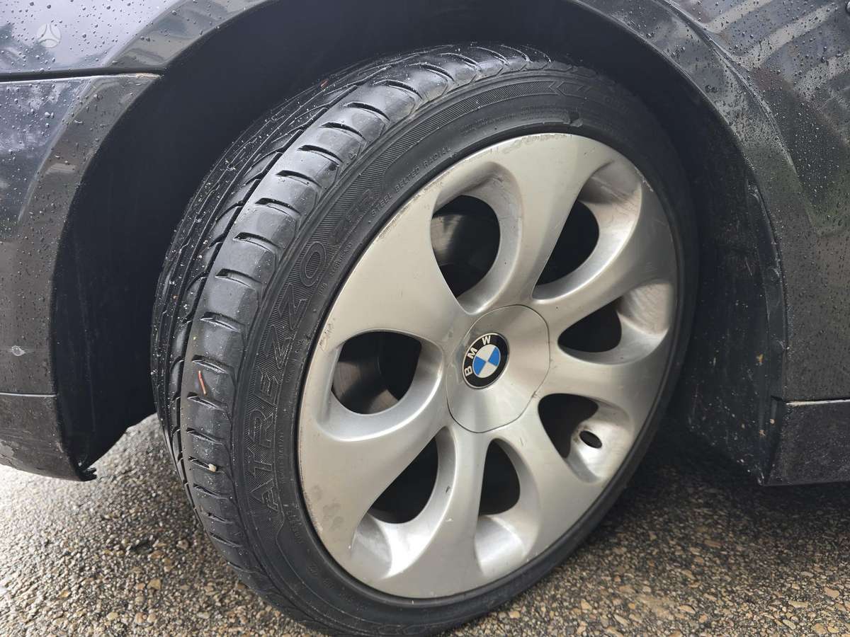 BMW 530 2005 — photo 25