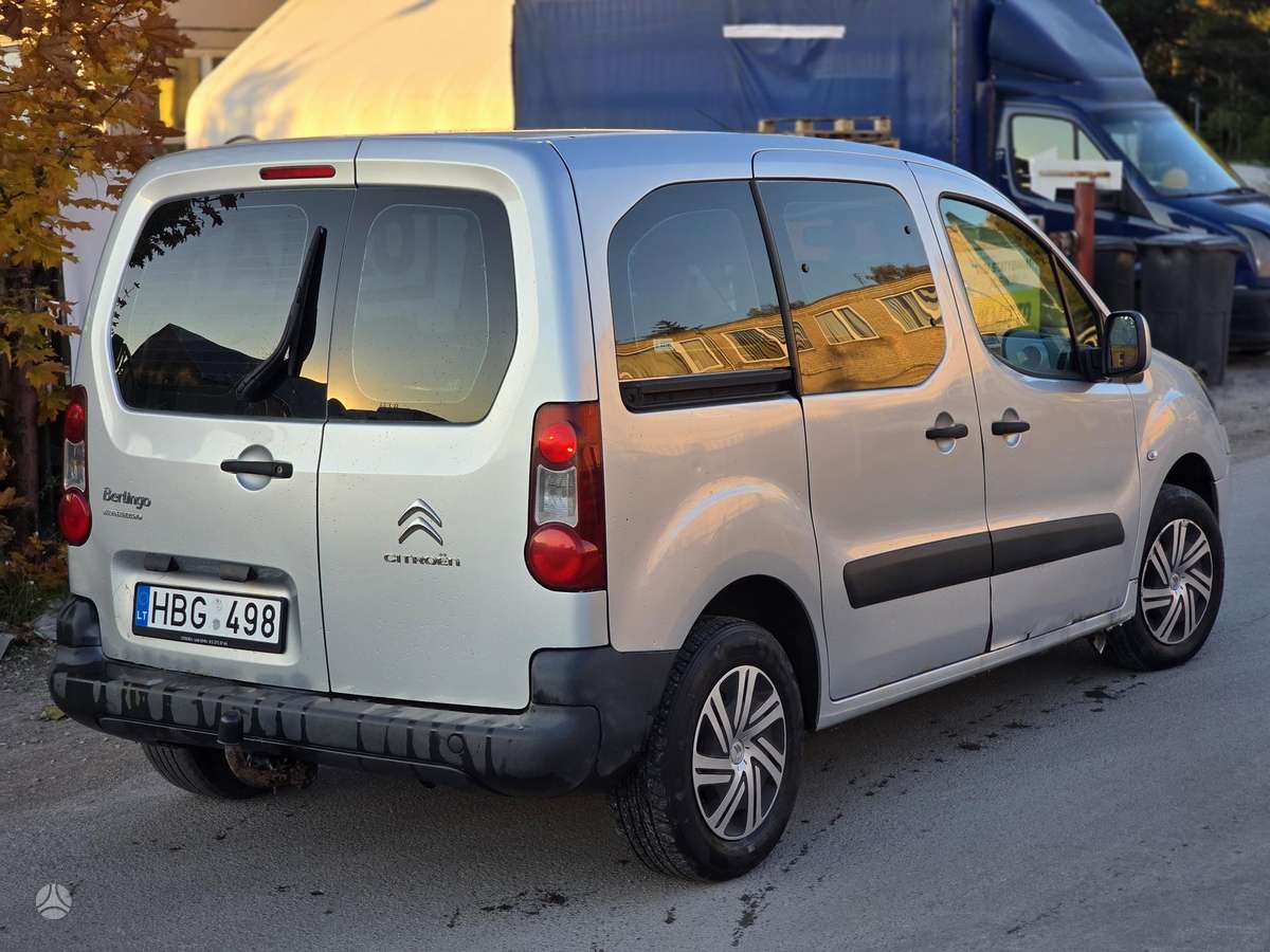 Citroen Berlingo 2014 — салон