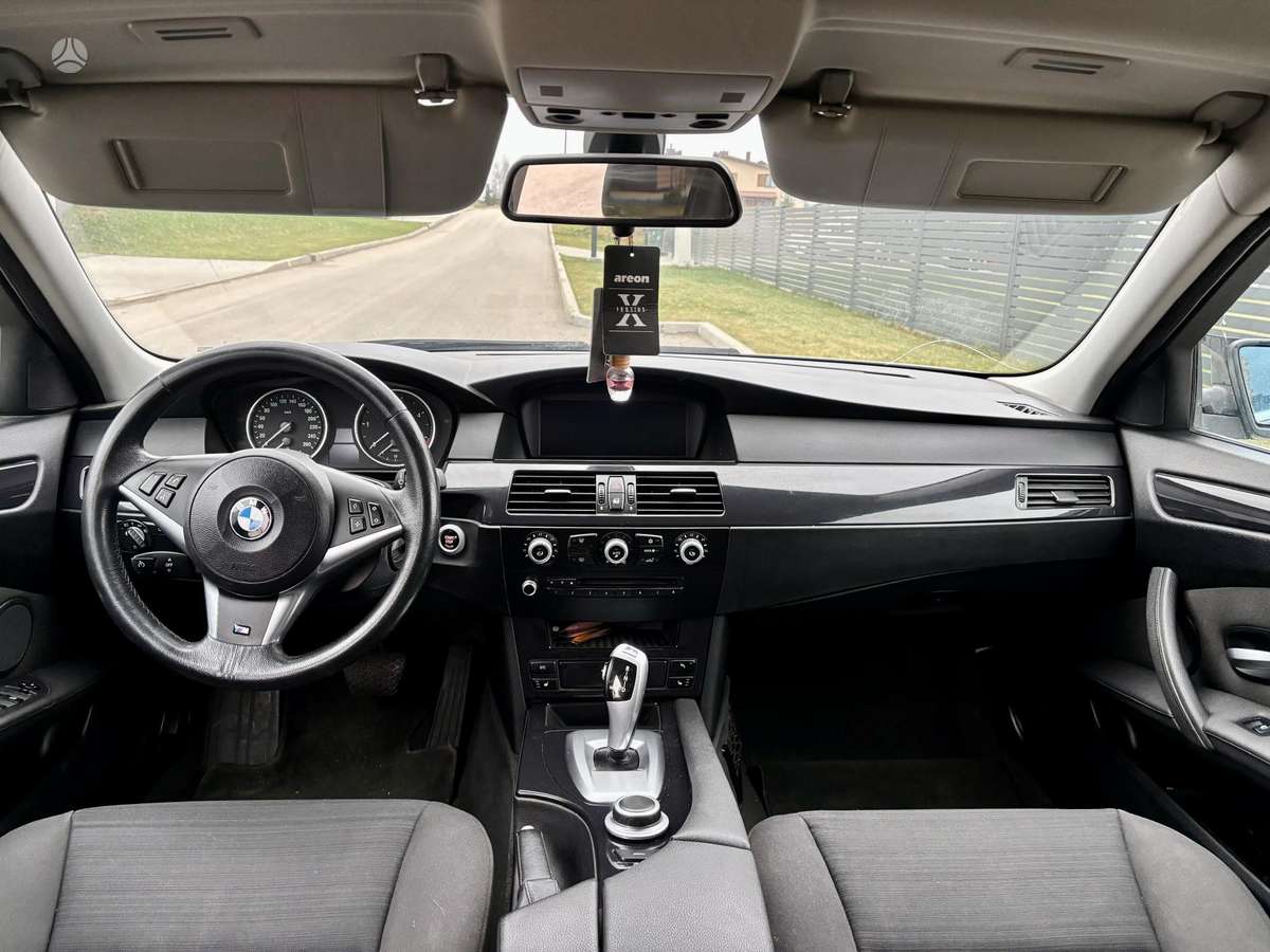 BMW 520 2008 — photo 8