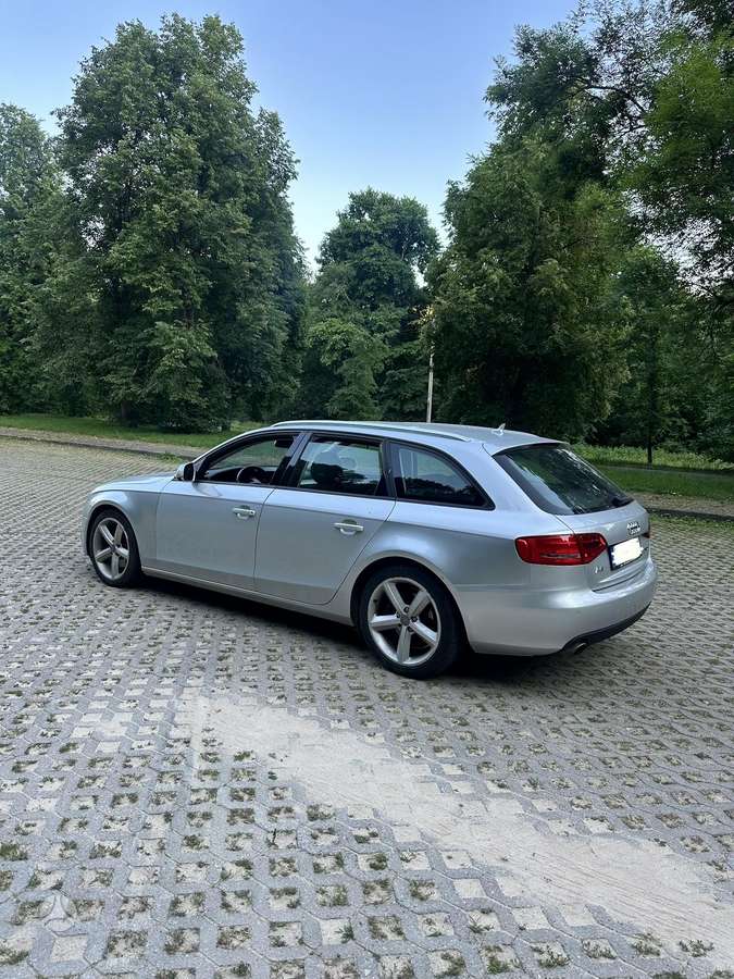 Audi A4 2008 — photo 6