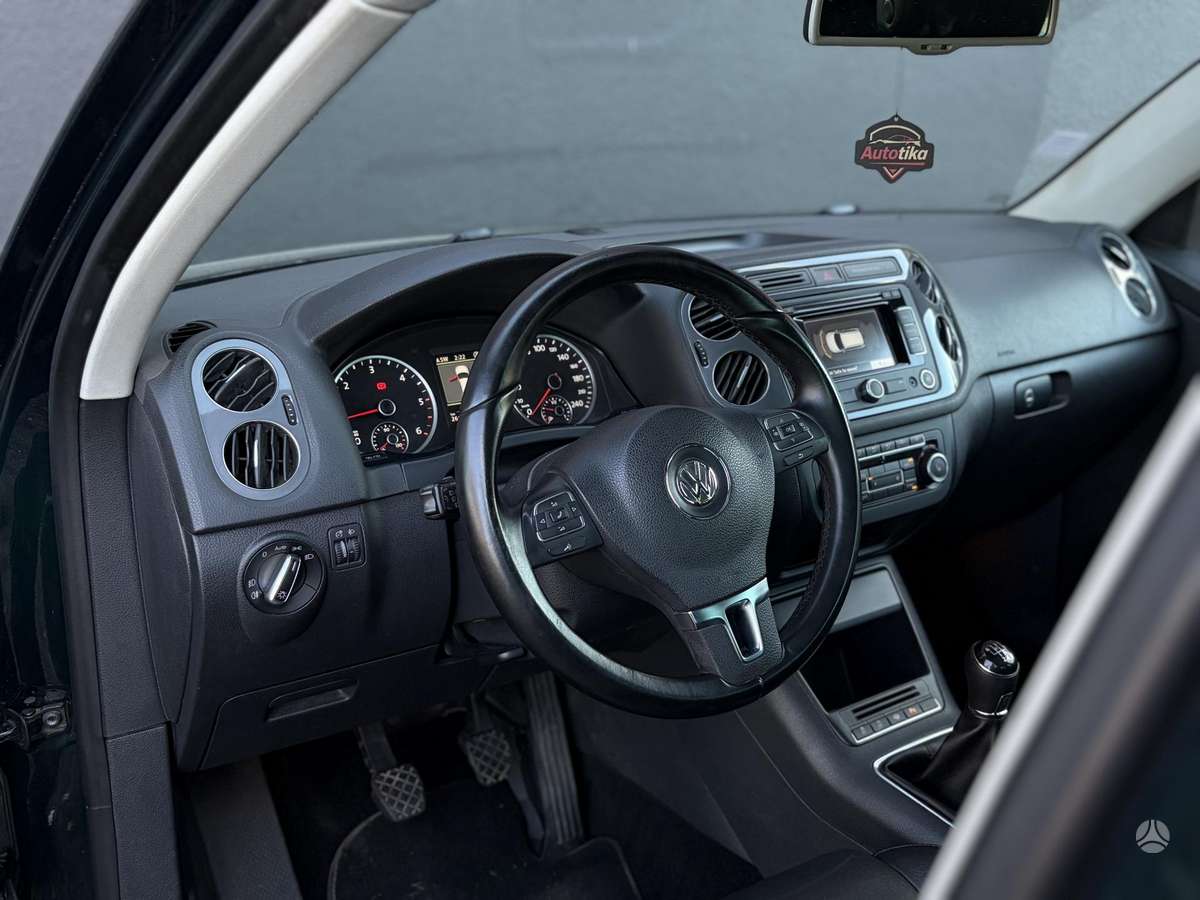 Volkswagen Tiguan 2013 — photo 27