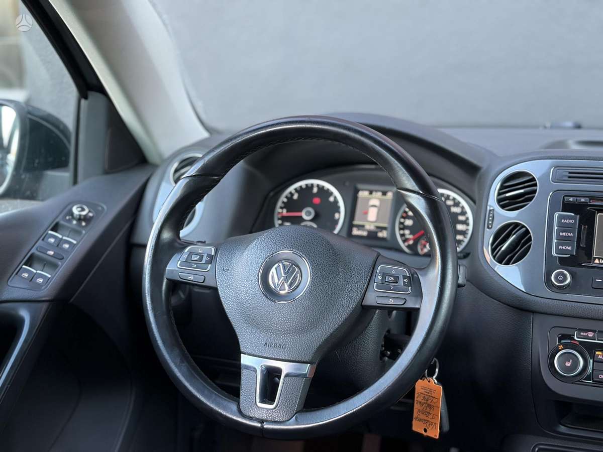 Volkswagen Tiguan 2013 — photo 28