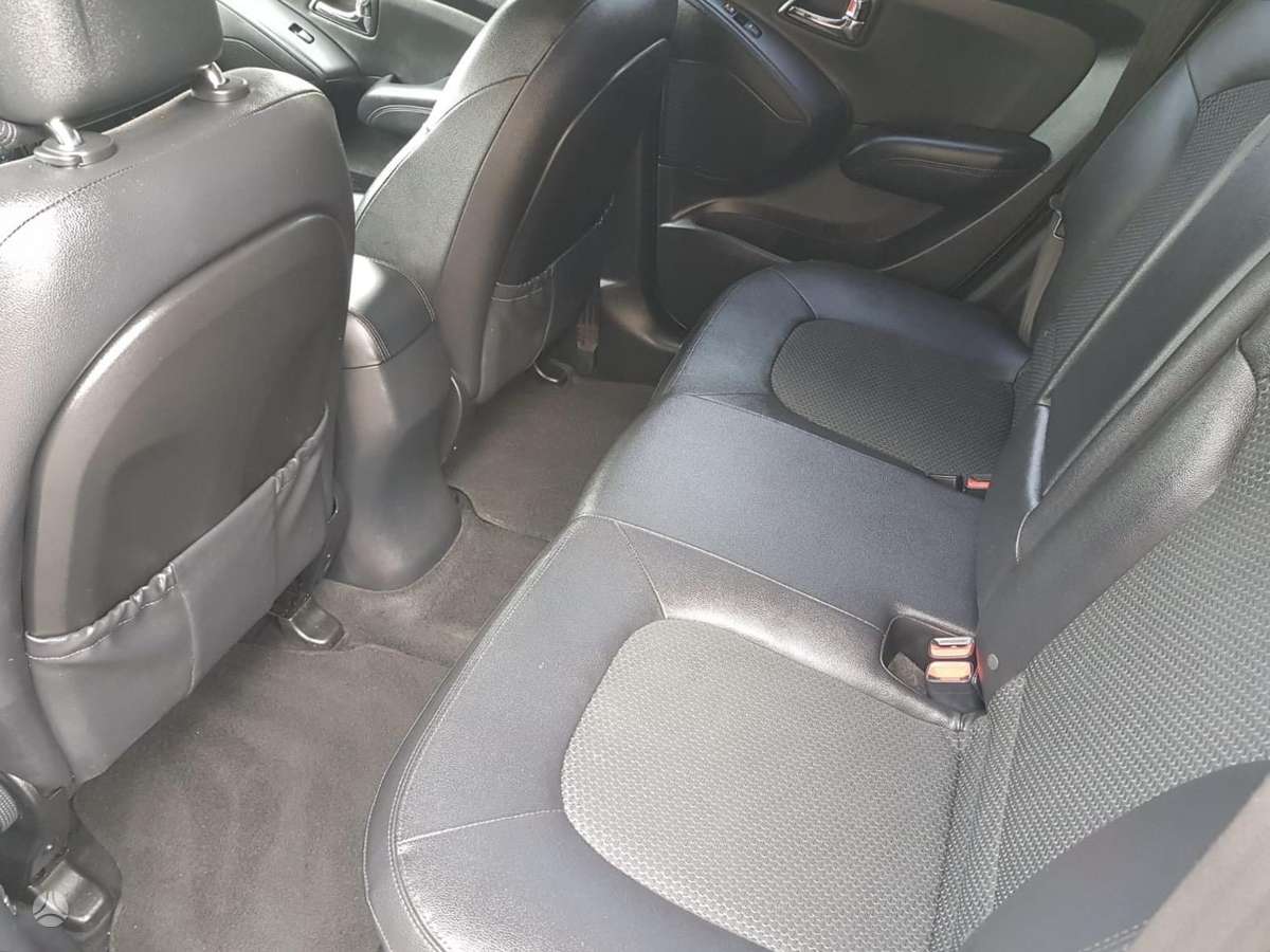 Hyundai ix35 2013 — photo 10