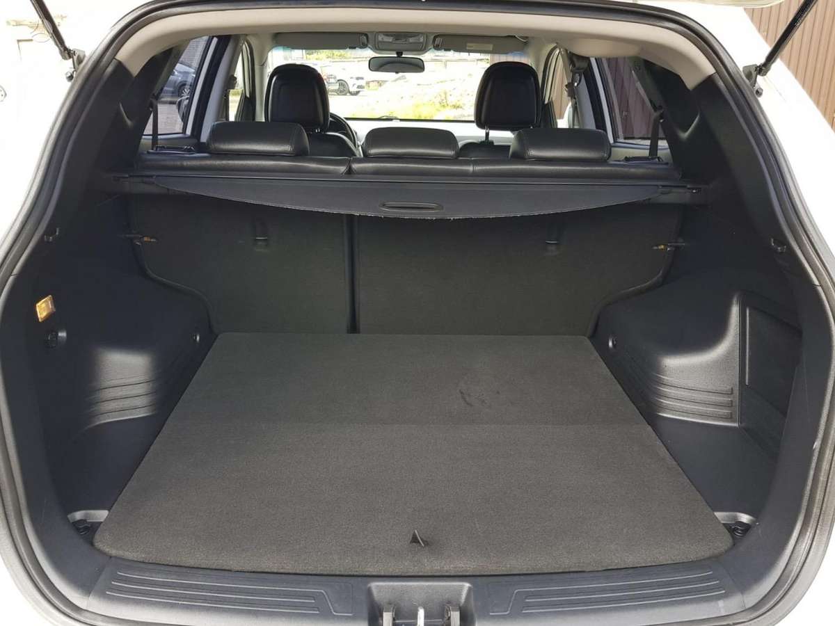 Hyundai ix35 2013 — photo 12
