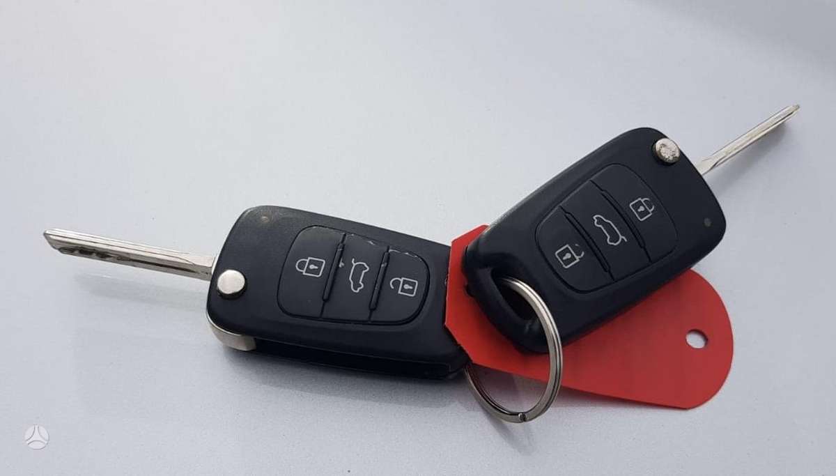 Hyundai ix35 2013 — photo 17