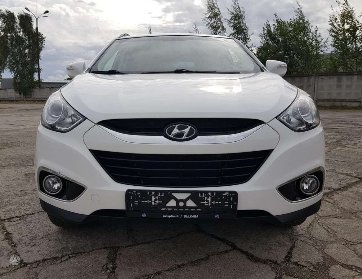 Hyundai ix35 2013 — rear view