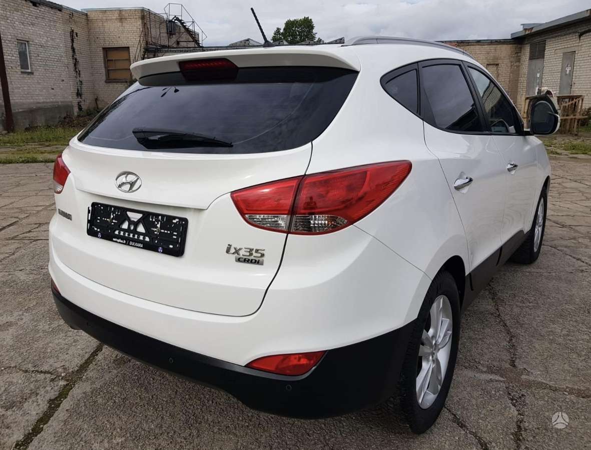 Hyundai ix35 2013 — engine 1685 cm³, 116 HP (85kW)