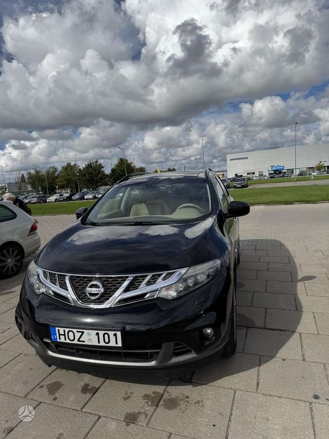 Nissan Murano 2015 — rear view