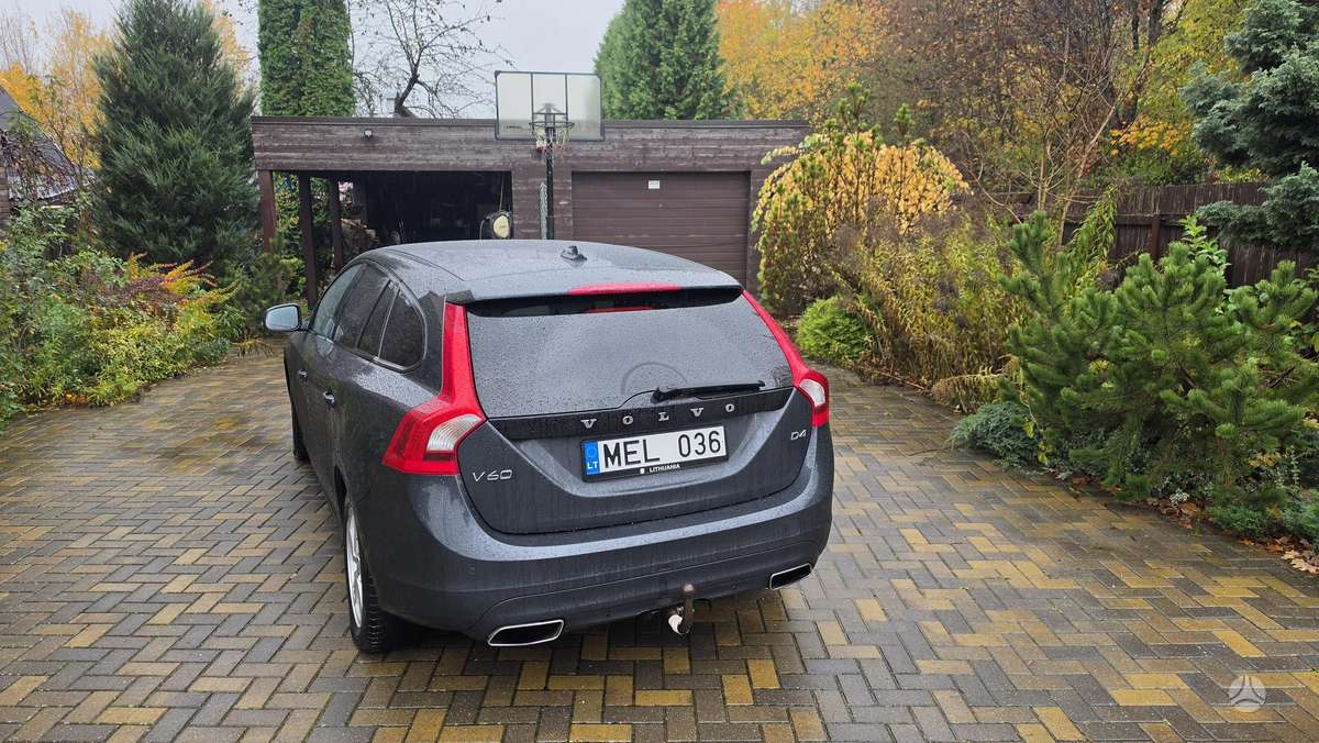 Volvo V60 2014 — photo 6