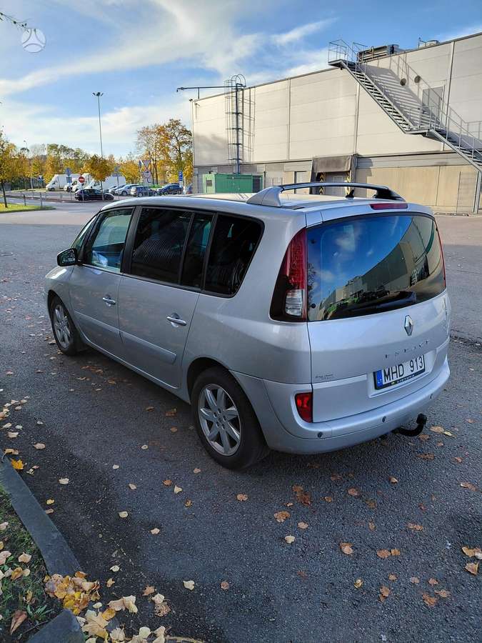 Renault Espace 2011 — photo 6