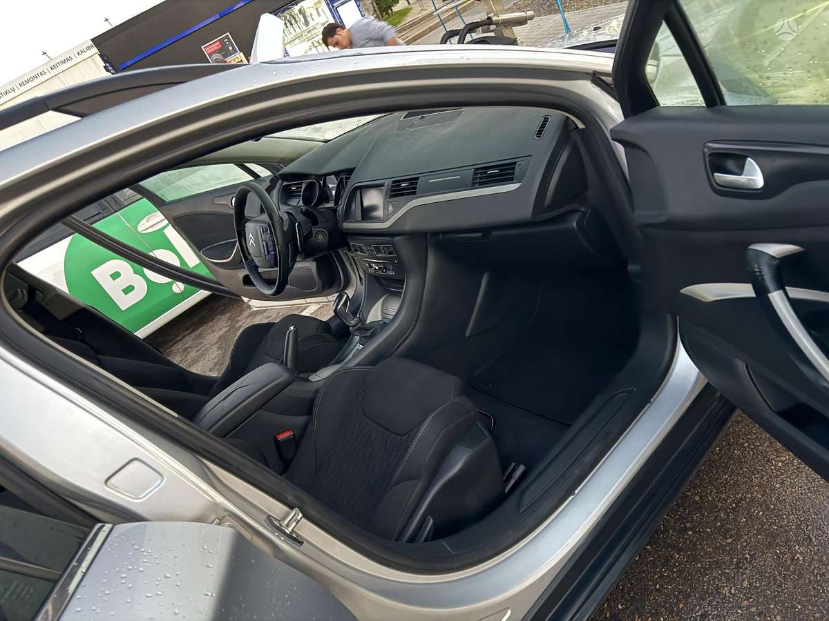 Citroen C5 2013 — photo 10