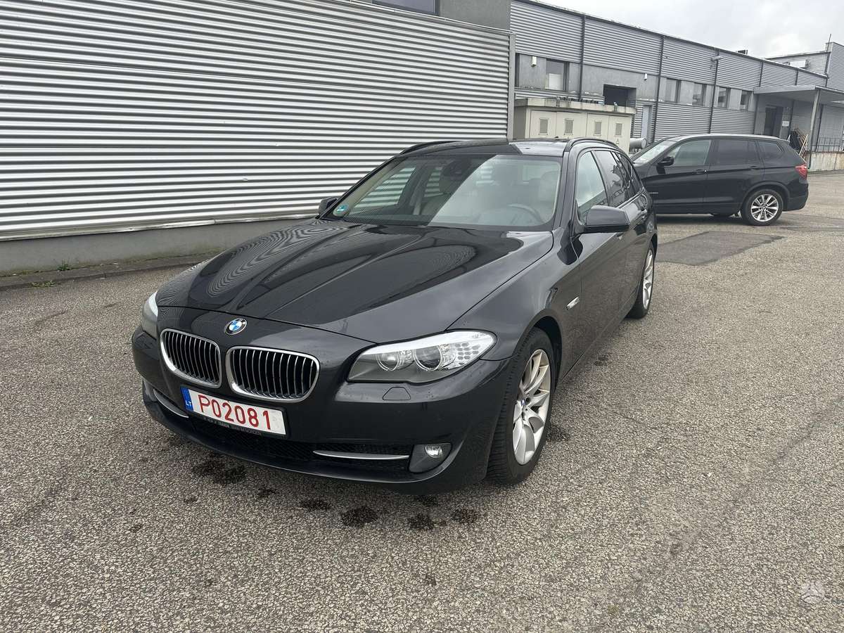 BMW 530 2011 — engine 2993 cm³, 258 HP (190kW)