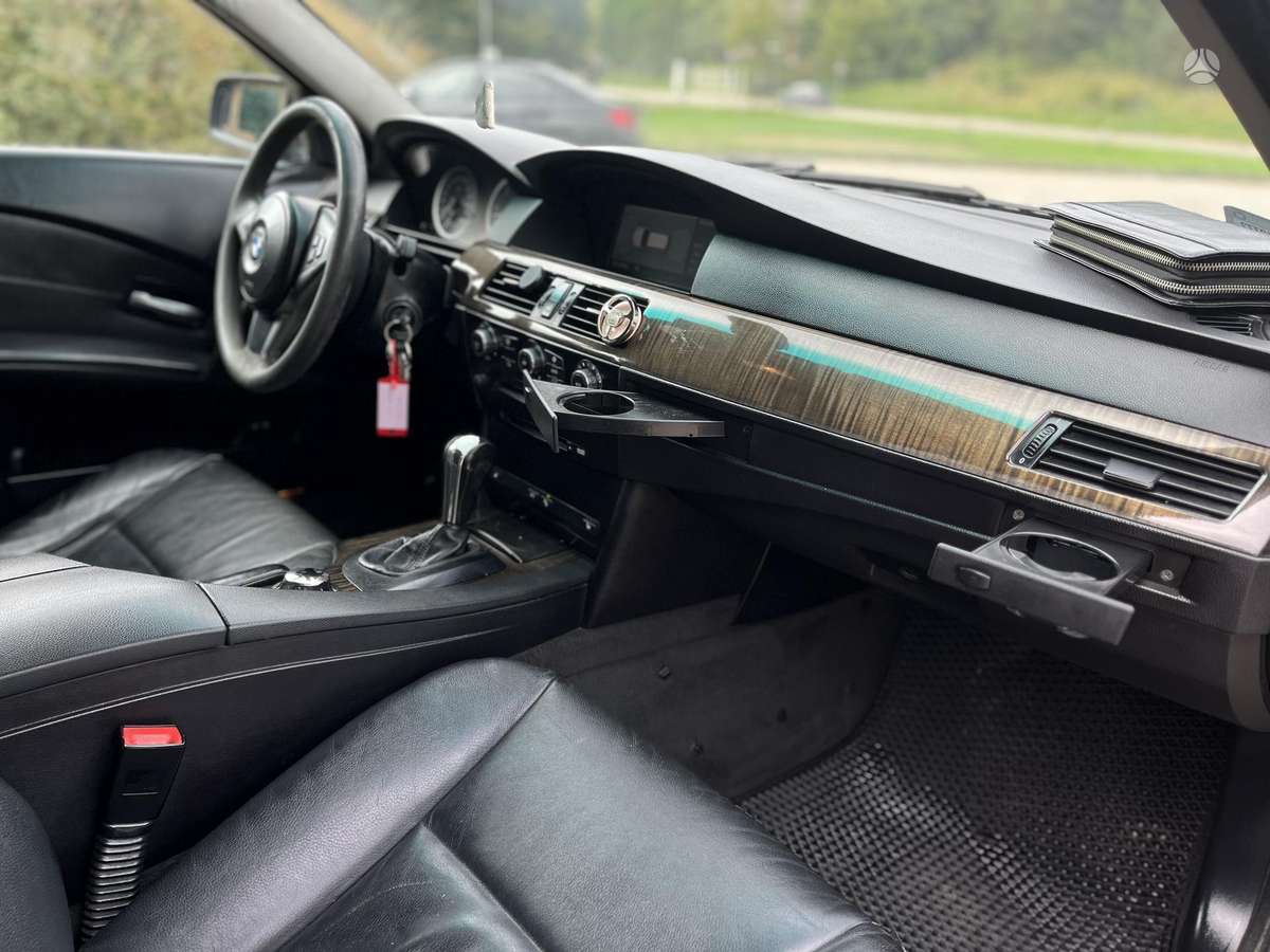 BMW 530 2005 — photo 8
