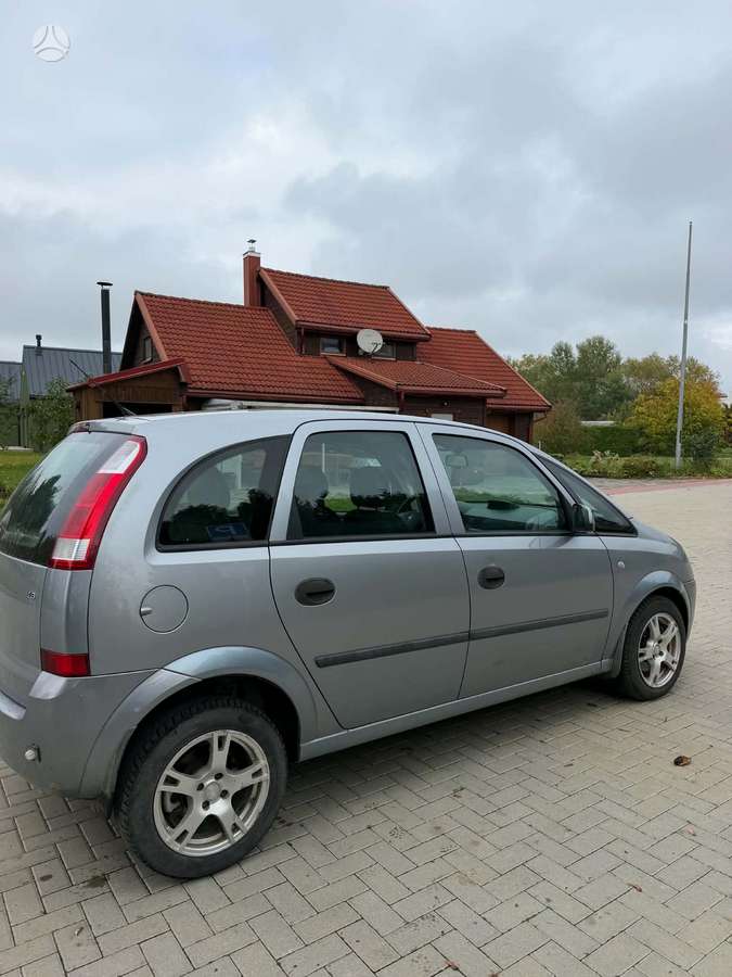 Opel Meriva 2005 — interior