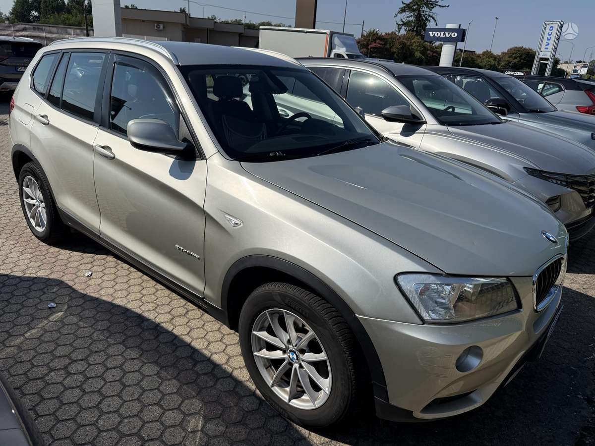 BMW X3, 2011