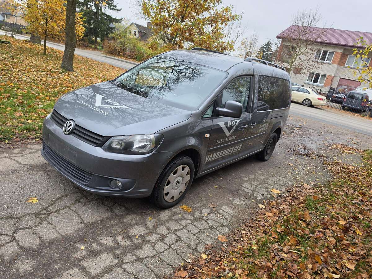 Volkswagen Caddy 2013 — салон