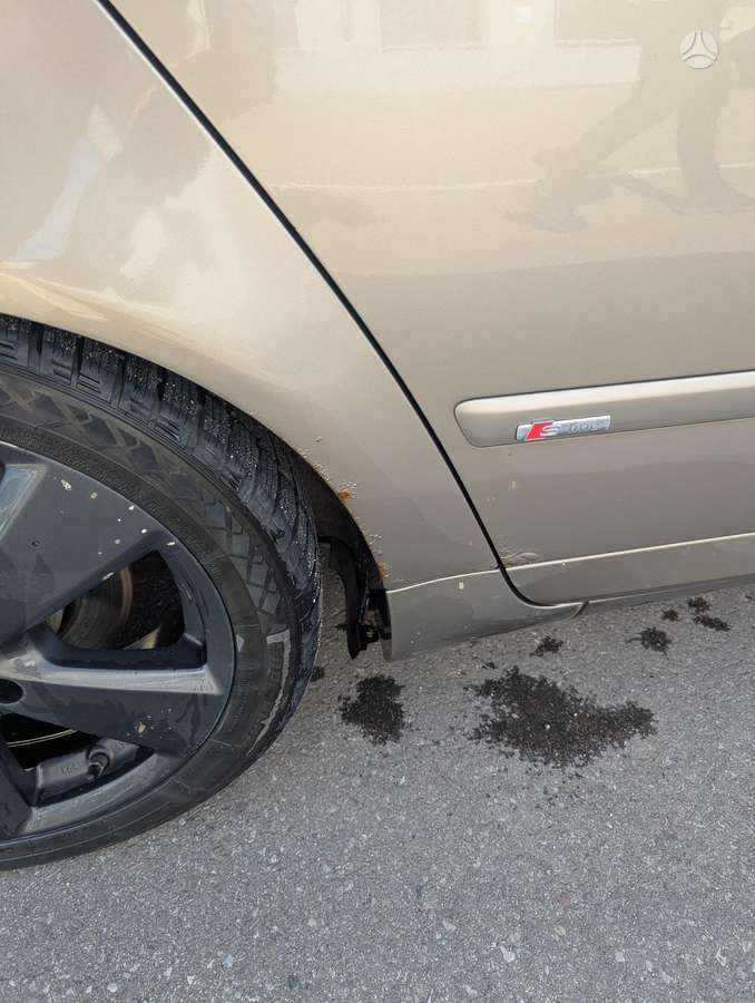 Audi A4 2005 — photo 11