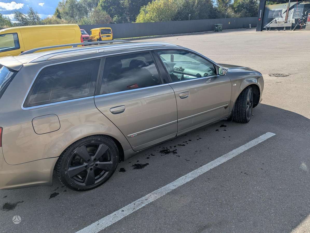 Audi A4 2005 — photo 6