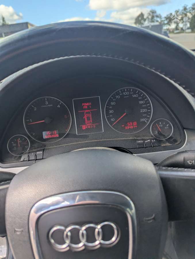Audi A4 2005 — photo 7