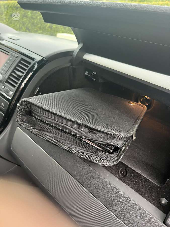 Volkswagen Multivan 2006 — photo 31