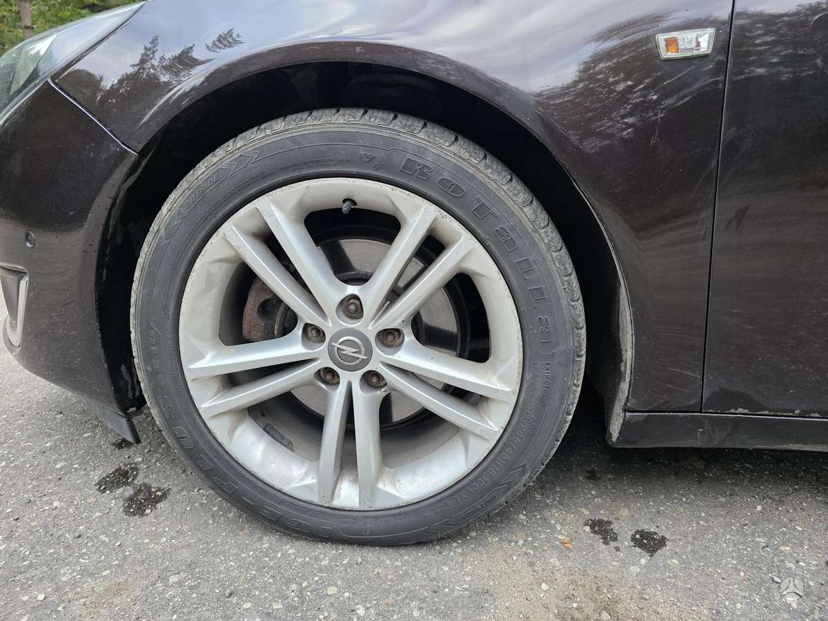 Opel Insignia 2014 — photo 18