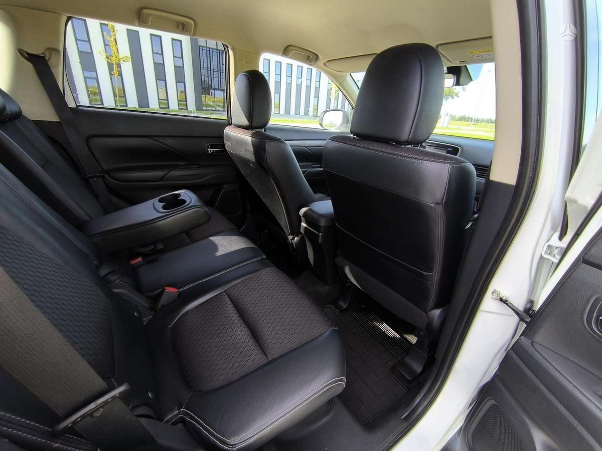 Mitsubishi Outlander 2014 — photo 13