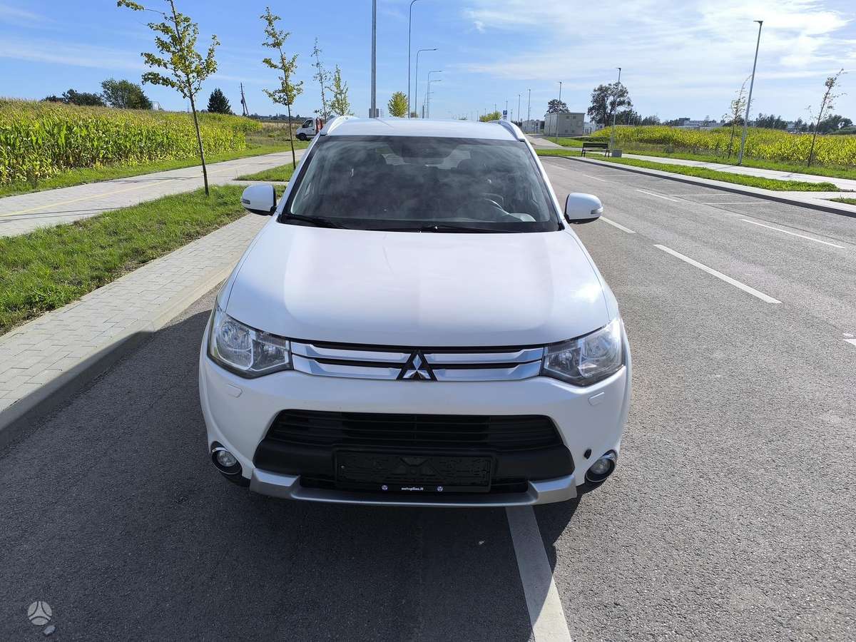 Mitsubishi Outlander 2014 — photo 8
