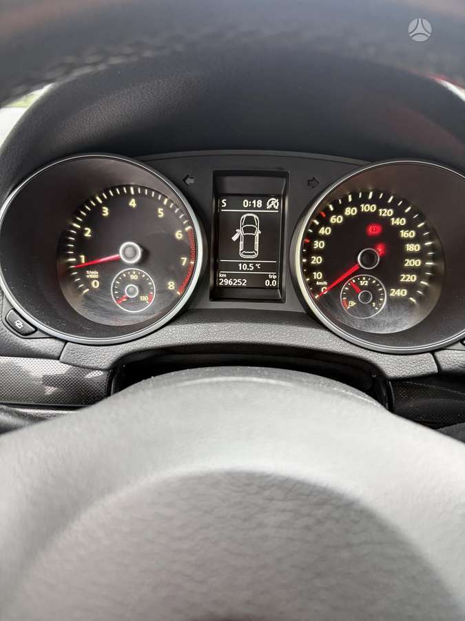 Volkswagen Golf 2011 — photo 11