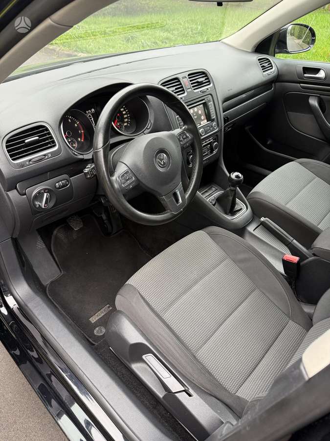 Volkswagen Golf 2011 — photo 13