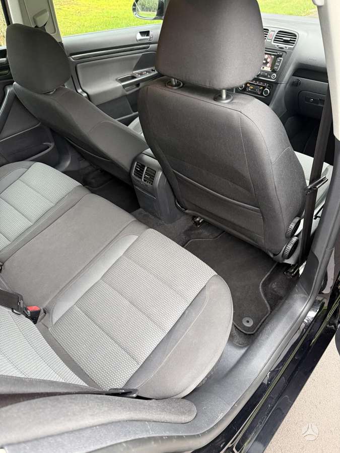 Volkswagen Golf 2011 — photo 15