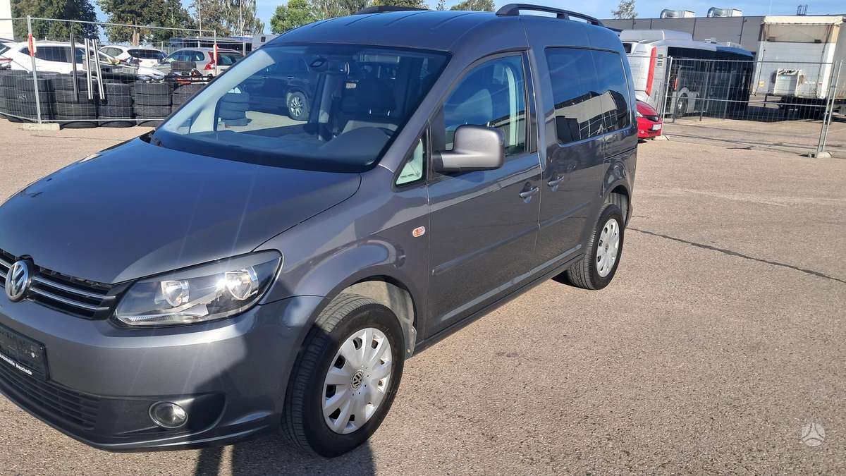 Volkswagen Caddy 2011 — interior