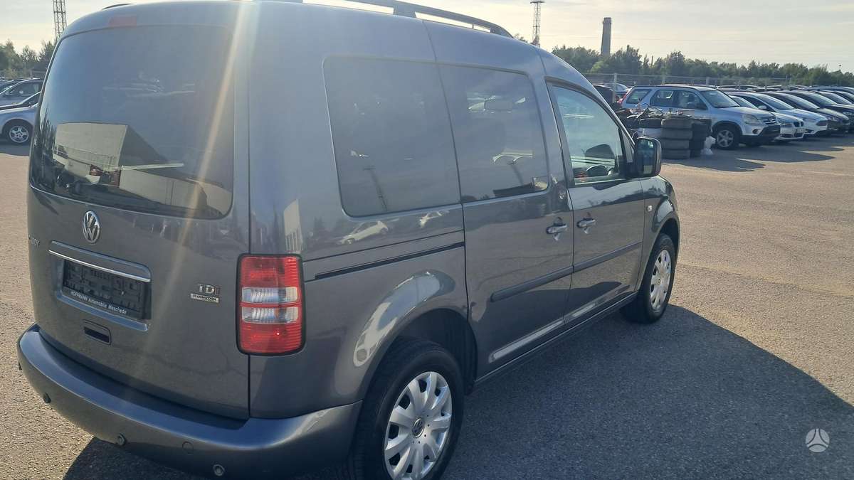 Volkswagen Caddy 2011 — photo 6