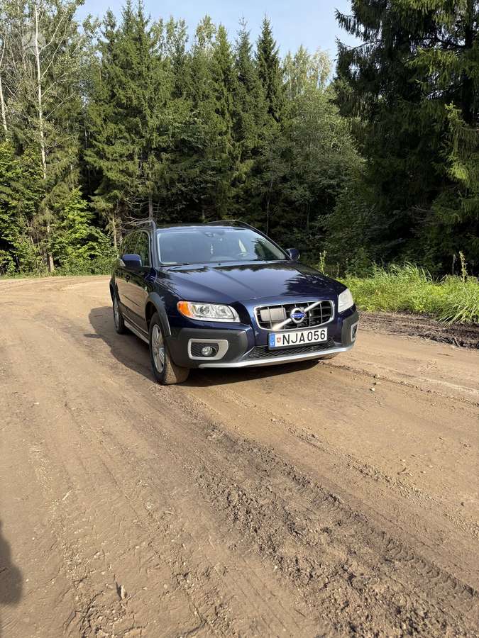 Volvo XC70 2012 — photo 6