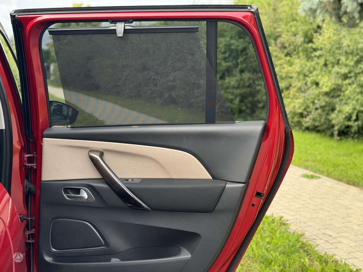Citroen Grand 2014 — photo 20