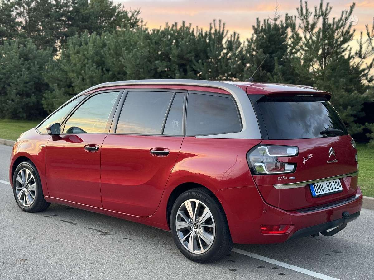 Citroen Grand 2014 — engine 1997 cm³, 150 HP (110kW)