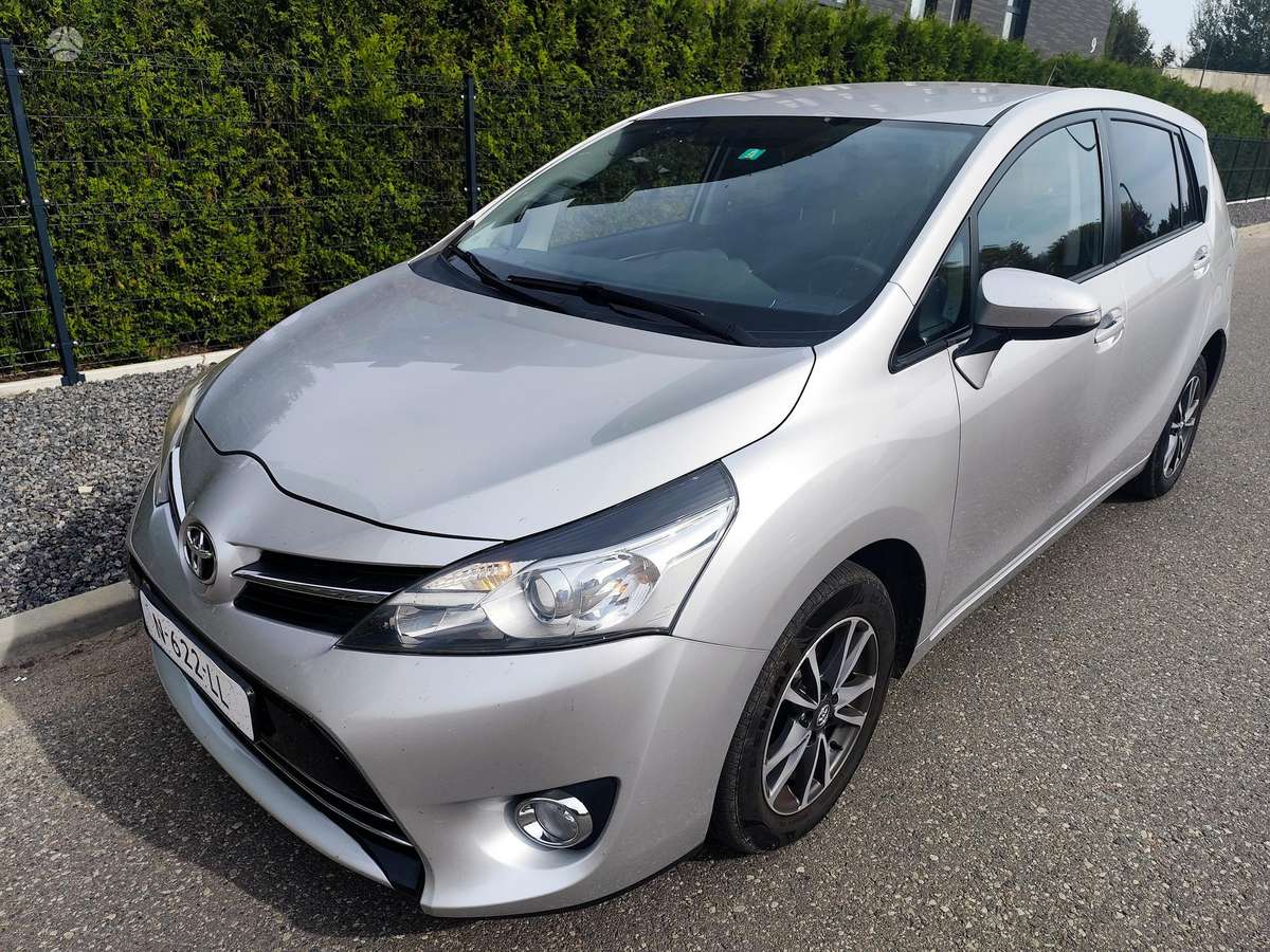 Toyota Verso 2013 — авто для ЗСУ з Європи