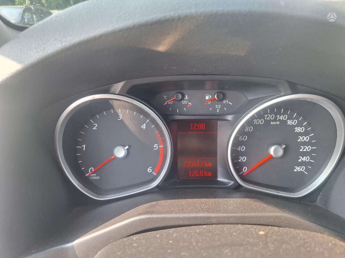 Ford Mondeo 2010 — photo 26