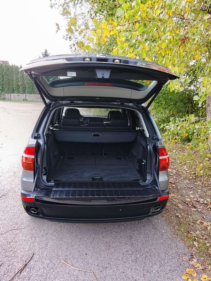 BMW X5 2009 — photo 5