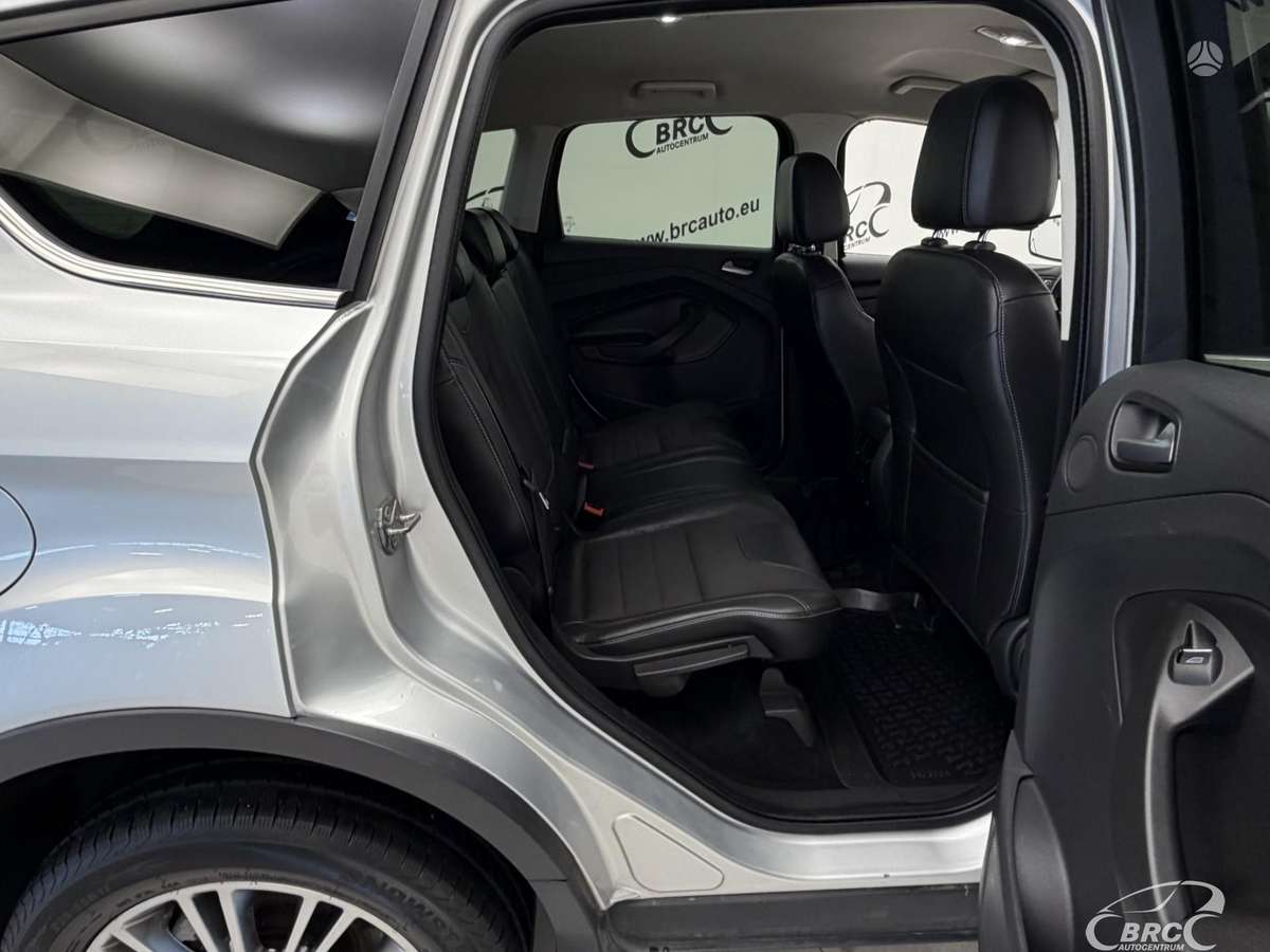 Ford Kuga 2015 — photo 10