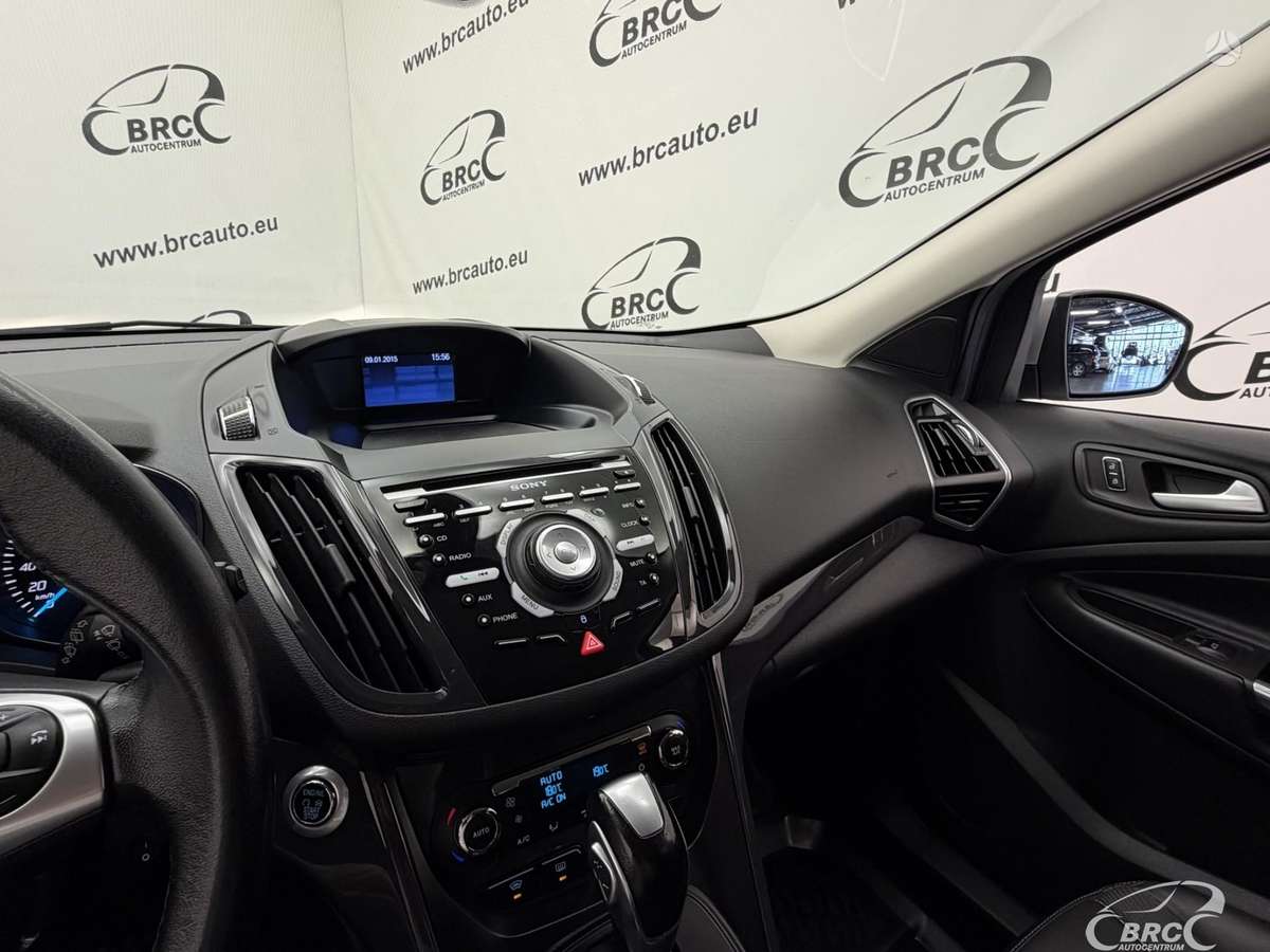 Ford Kuga 2015 — photo 26