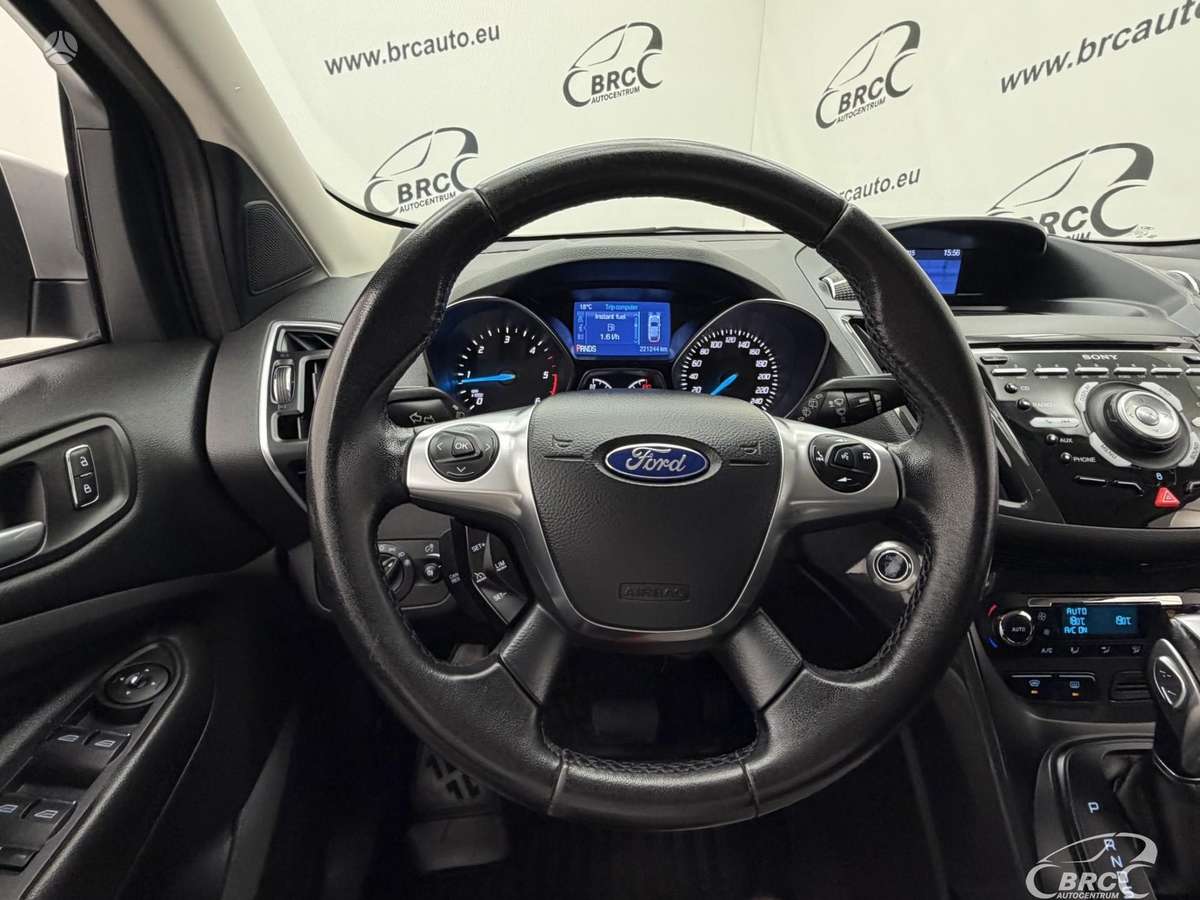 Ford Kuga 2015 — photo 27