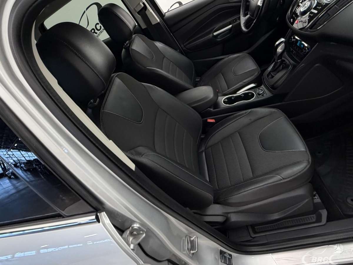 Ford Kuga 2015 — photo 6