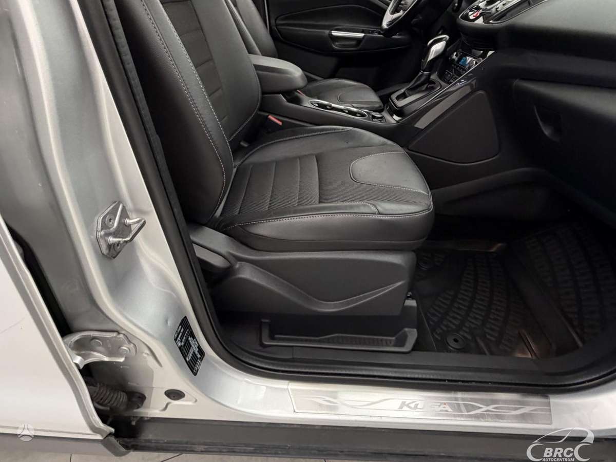 Ford Kuga 2015 — photo 7