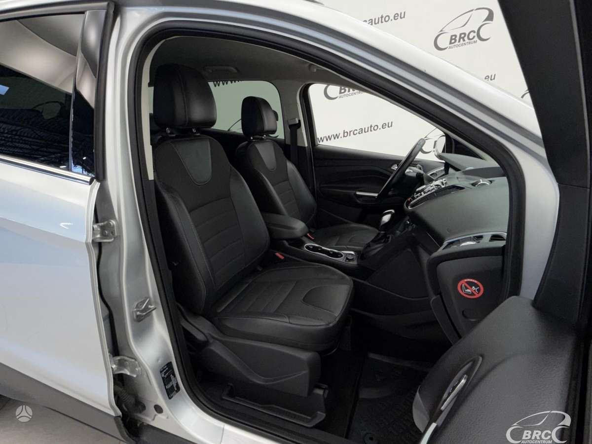 Ford Kuga 2015 — photo 8