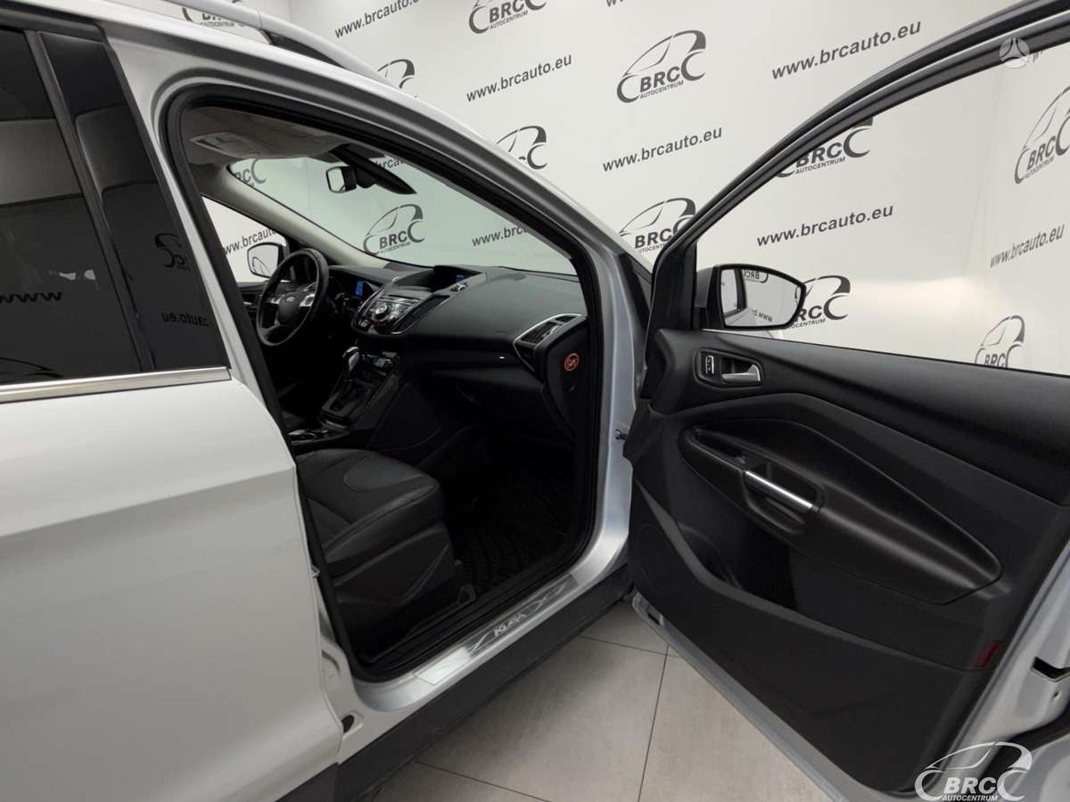 Ford Kuga 2015 — photo 9