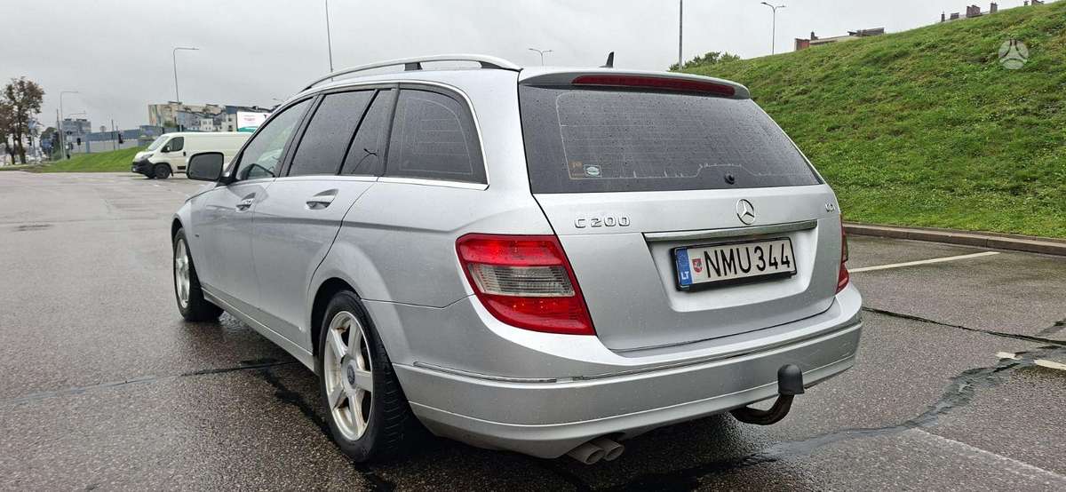 Mercedes-Benz C200 2009 — photo 5